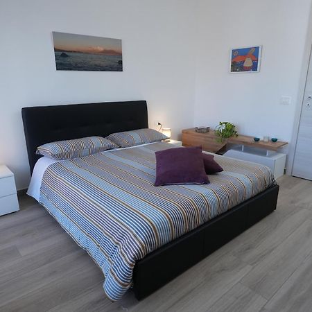Panorama Vesuvius Affittacamere Guesthouse With Lift Near To Subway In Napoli Center Εξωτερικό φωτογραφία