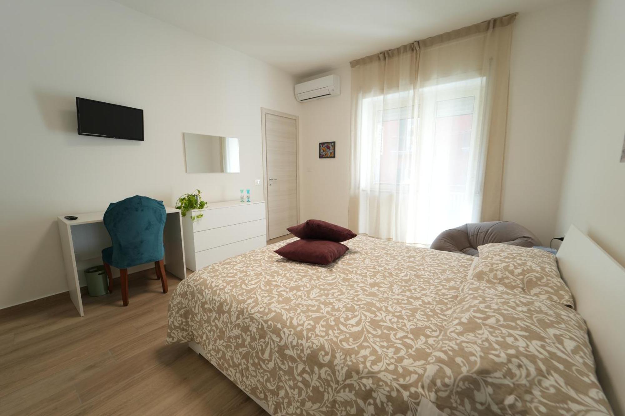 Panorama Vesuvius Affittacamere Guesthouse With Lift Near To Subway In Napoli Center Εξωτερικό φωτογραφία