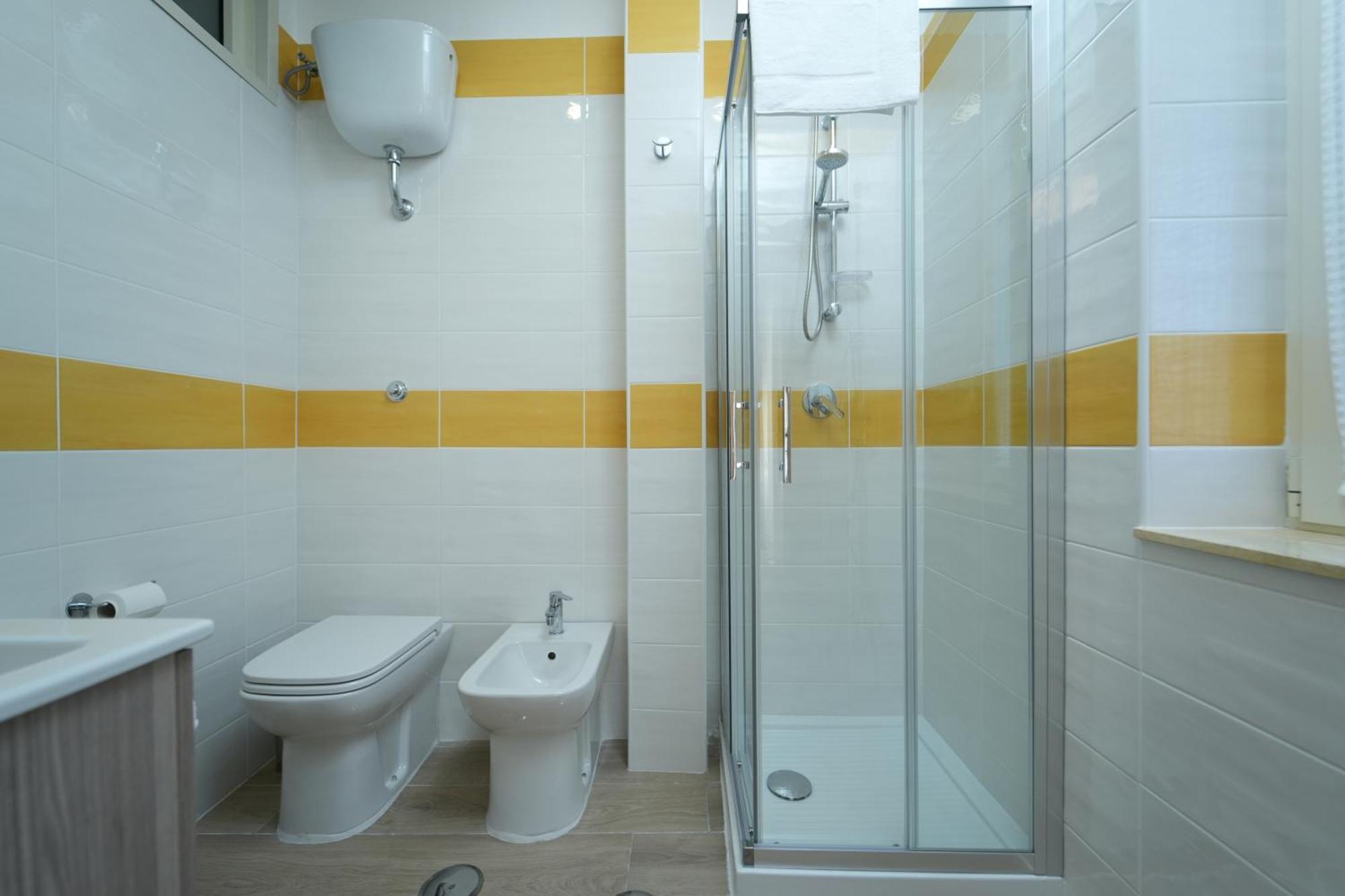 Panorama Vesuvius Affittacamere Guesthouse With Lift Near To Subway In Napoli Center Εξωτερικό φωτογραφία
