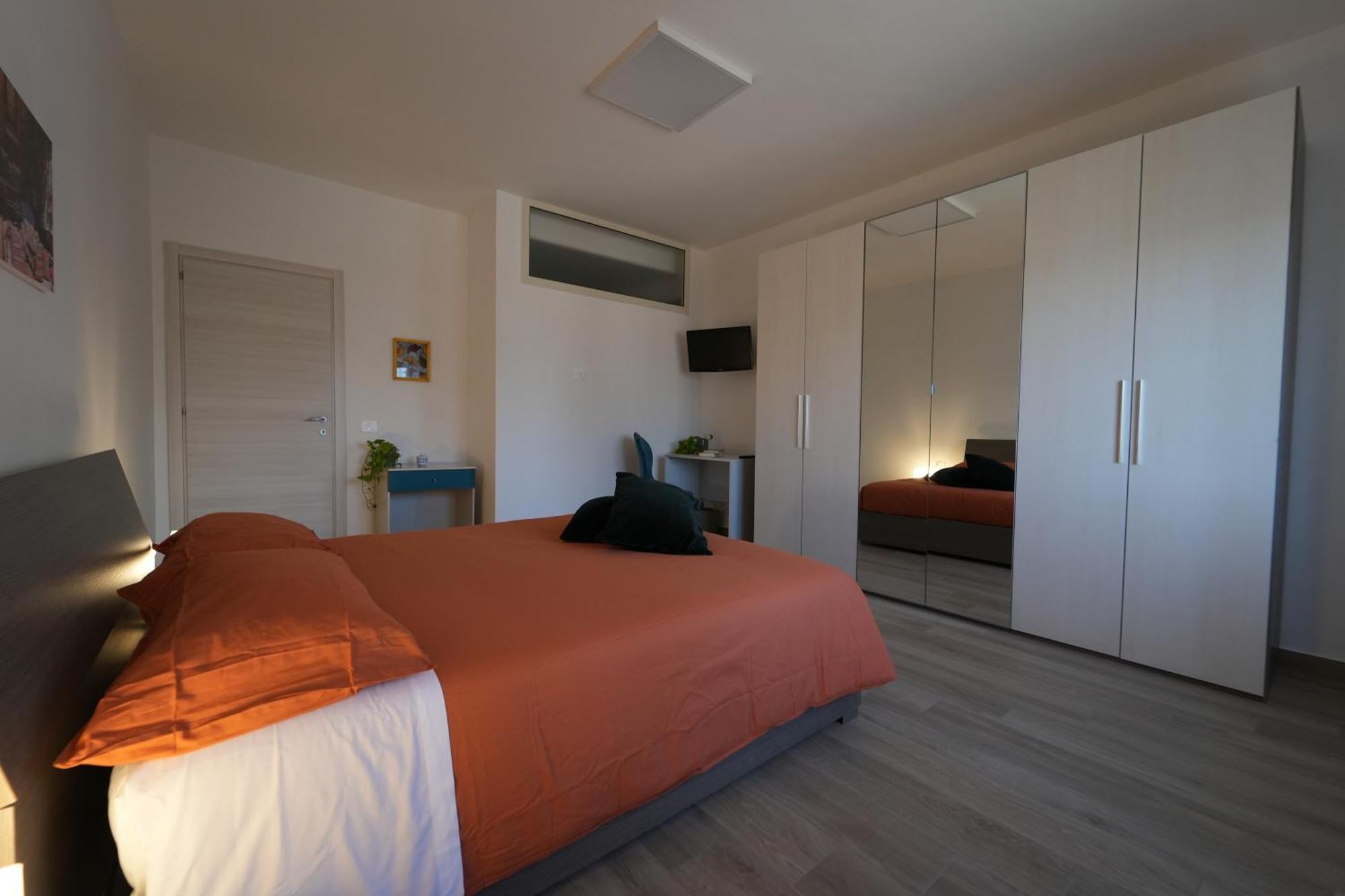 Panorama Vesuvius Affittacamere Guesthouse With Lift Near To Subway In Napoli Center Εξωτερικό φωτογραφία