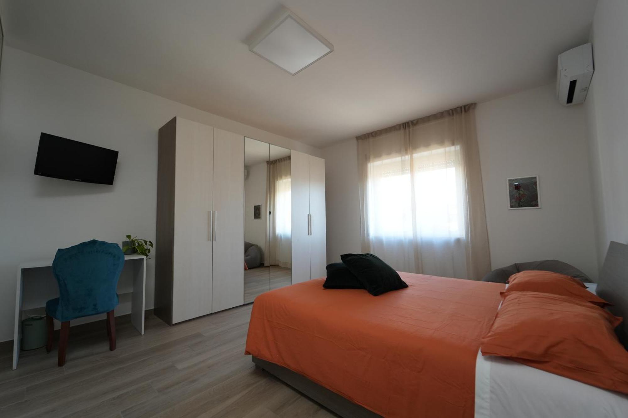 Panorama Vesuvius Affittacamere Guesthouse With Lift Near To Subway In Napoli Center Εξωτερικό φωτογραφία