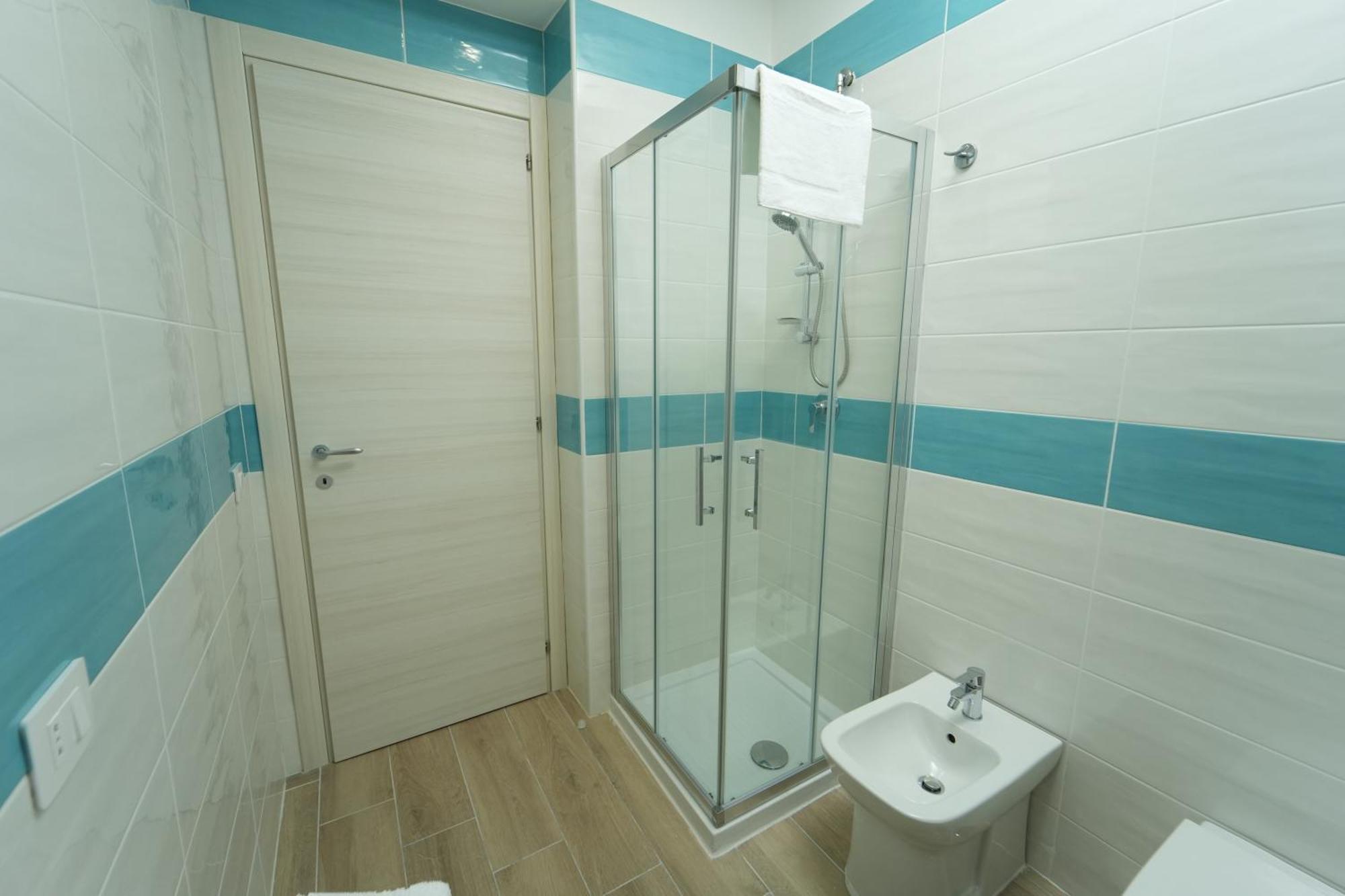 Panorama Vesuvius Affittacamere Guesthouse With Lift Near To Subway In Napoli Center Εξωτερικό φωτογραφία